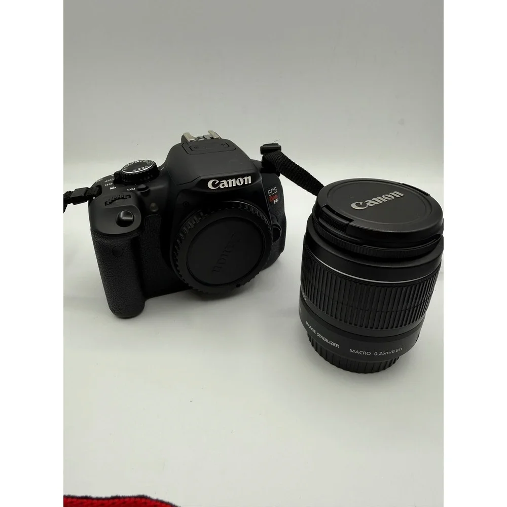 Canon EOS Rebel T4i DSLR Camera w/ EF-S 18-55mm IS II Lens Kit Bundle